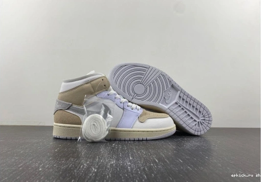 EP Grey  DM9652-120 DM9652-120 Jordan  SE 1 Craft Mid Tech 0901